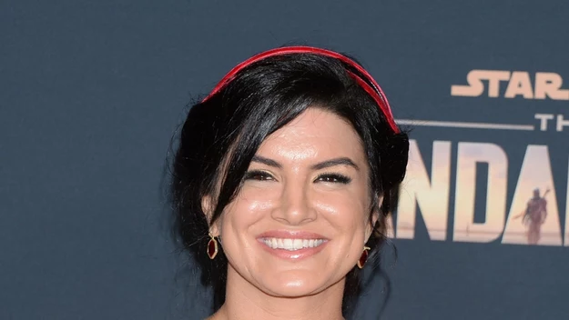 37-letnia Gina Carano urodziła się w Dallas w Texasie. Określana przez amerykańskie media mianem „twarzy kobiecego MMA" od dziecka uwielbiała sport - grała w koszykówkę, siatkówkę, uprawiała Muay Thai.