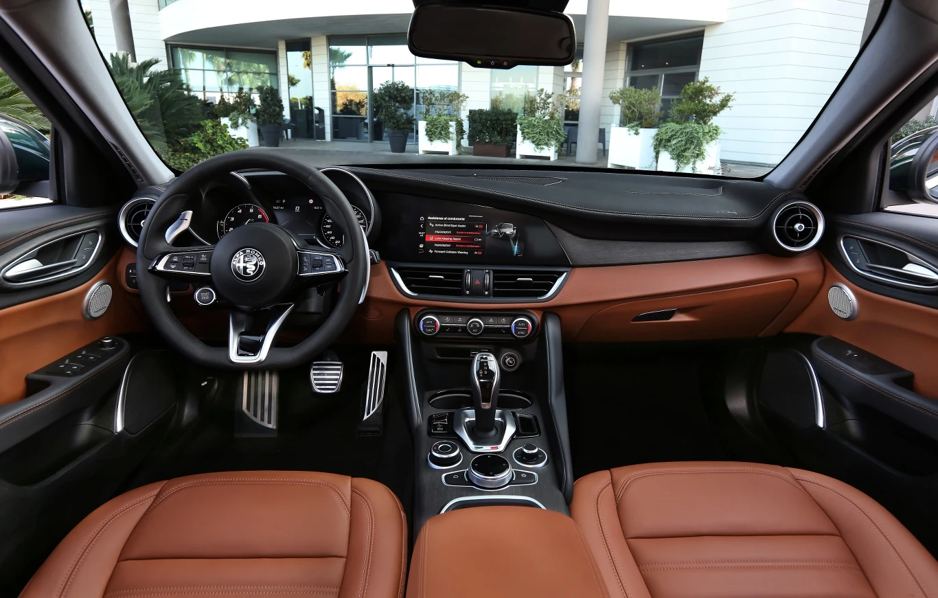 Alfa Romeo Stelvio 2020