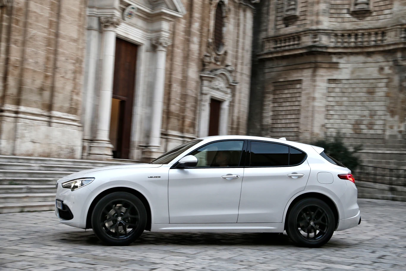 Alfa Romeo Stelvio 2020