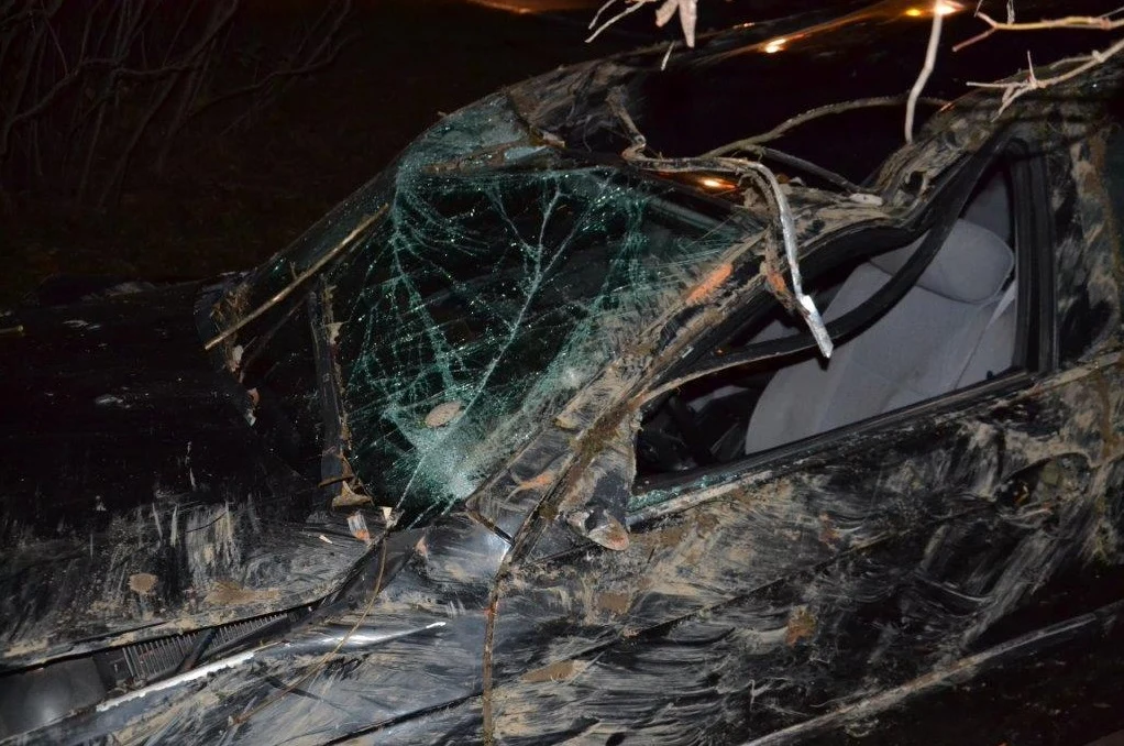 Kierowca miał więcej szczęścia niż rozumu