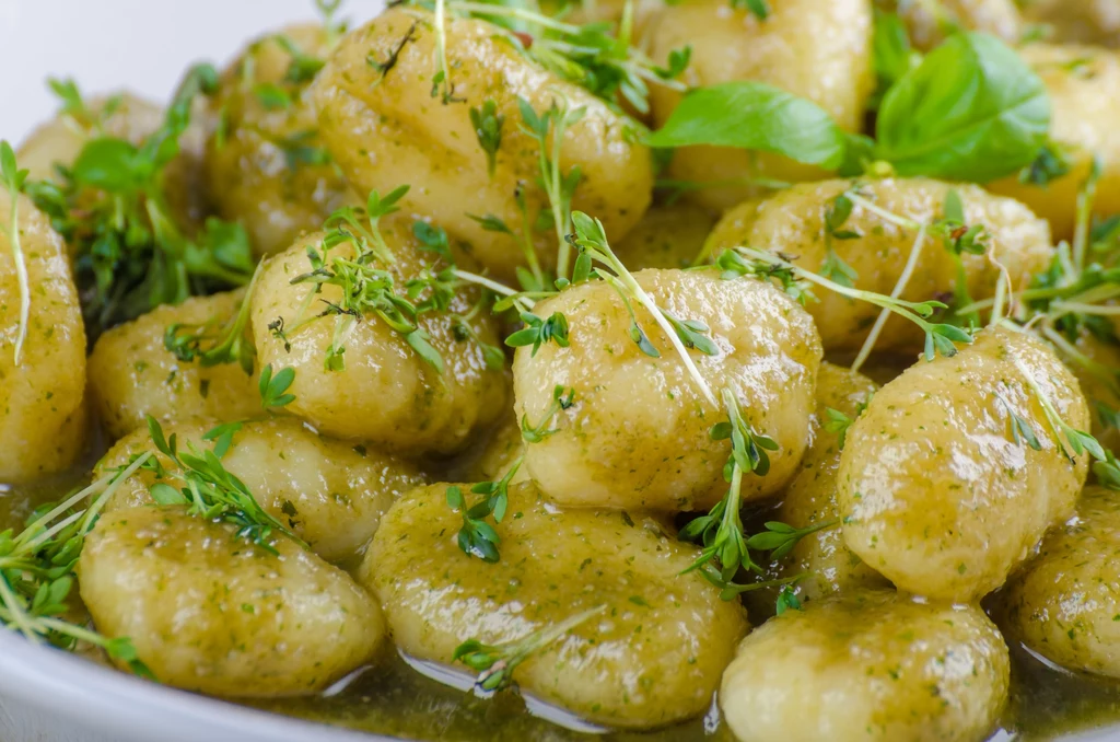 Gnocchi z masłem ziołowym