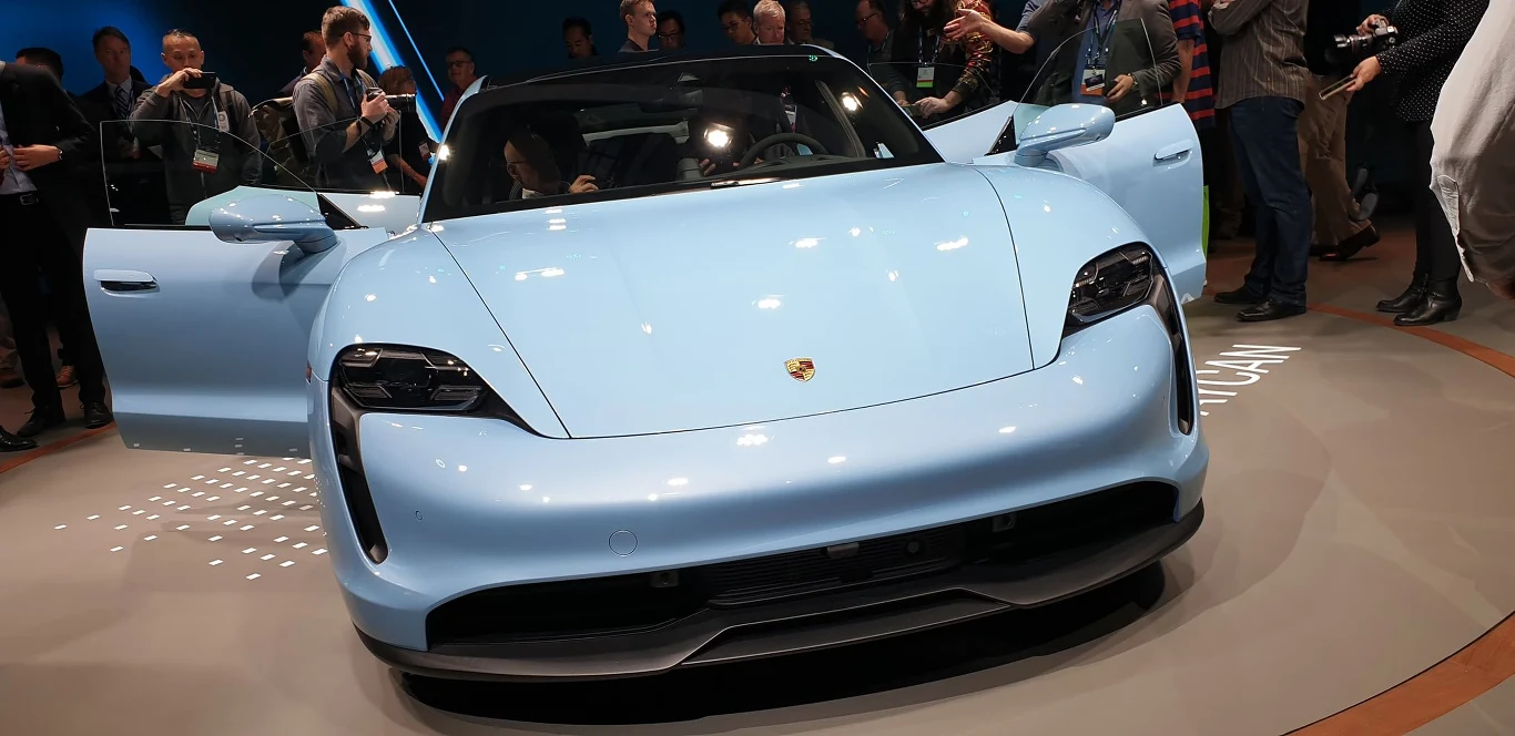 Porsche Taycan 