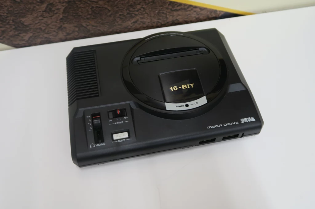 SEGA Mega Drive Mini SEGA Mega Drive Mini