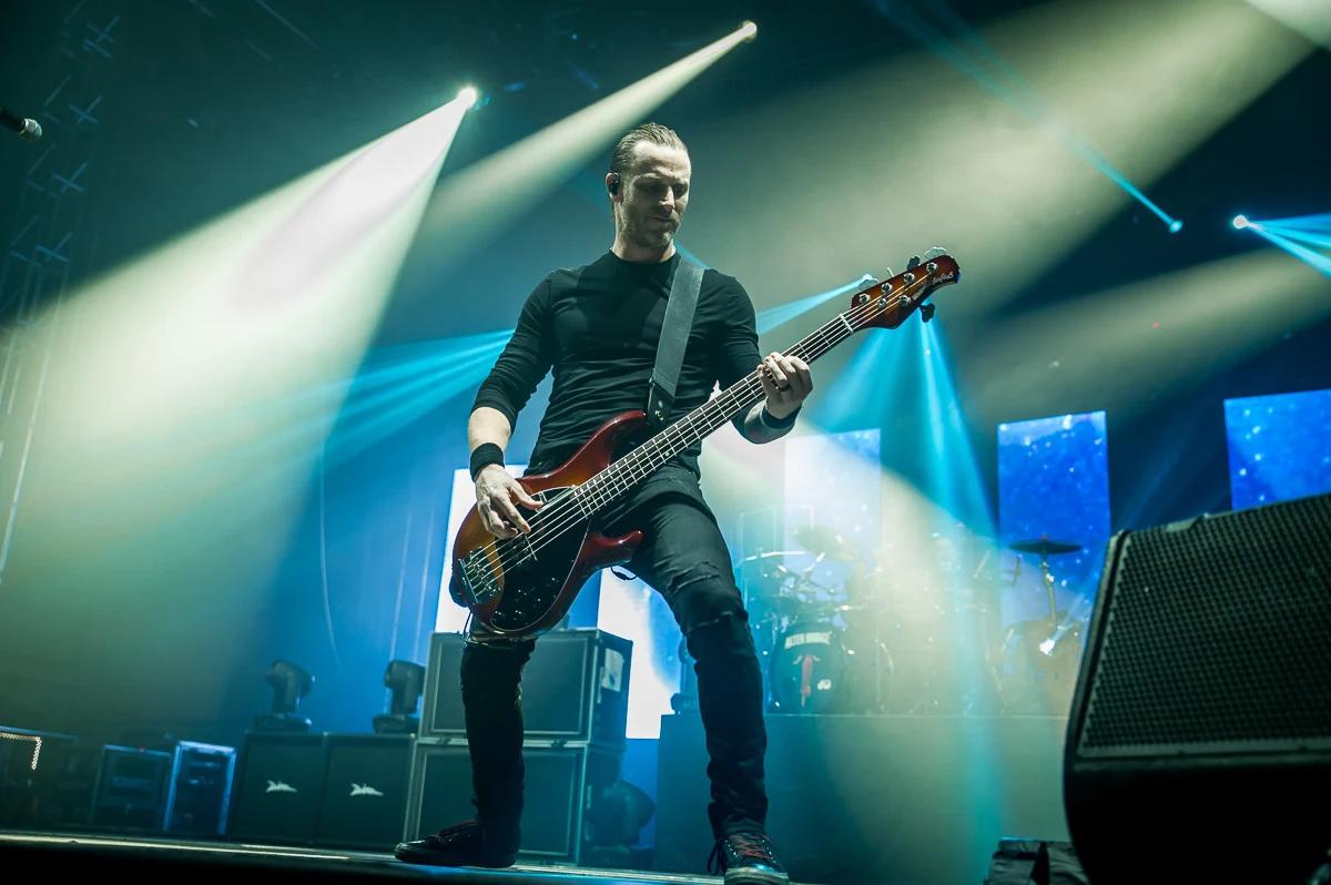 Basista Brian Marshall