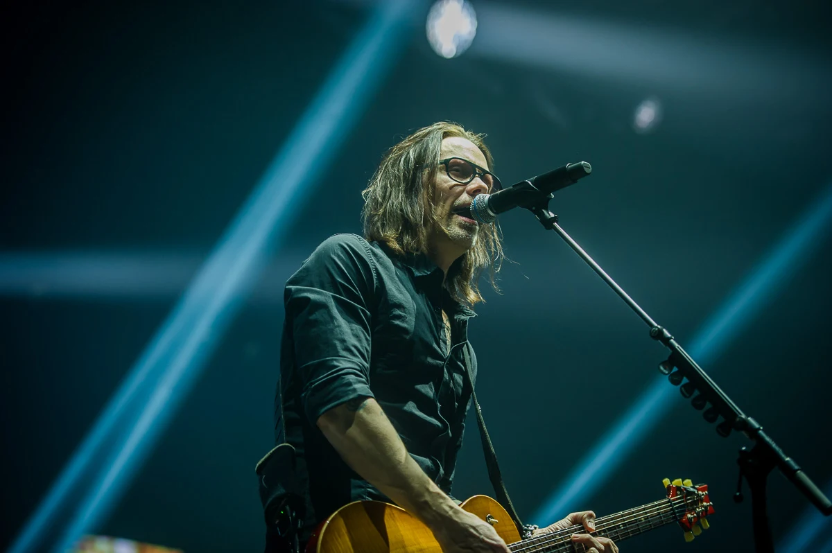 Wokalista i gitarzysta Myles Kennedy