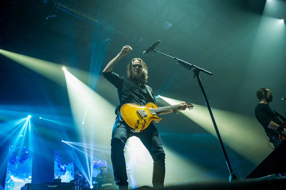 Wokalista i gitarzysta Myles Kennedy