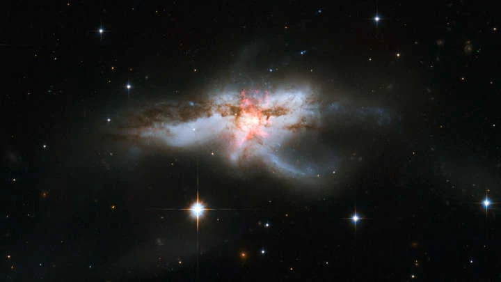 Galaktyka NGC 6240