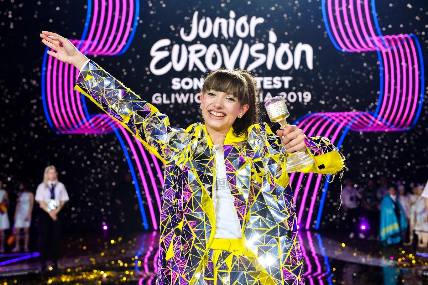 Polska wygrała Eurowizję Junior drugi raz z rzędu Polska wygrała Eurowizję Junior drugi raz z rzędu