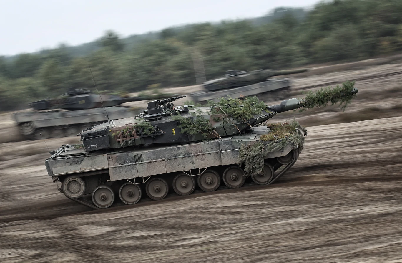 Żołnierze 1. Warszawskiej Brygady Pancernej rozpoczęli szkolenie już na początku listopada. Najpierw odbyło się przemieszczenie sił i środków na poligon później rozpoczął się cykl zajęć szkoleniowych.