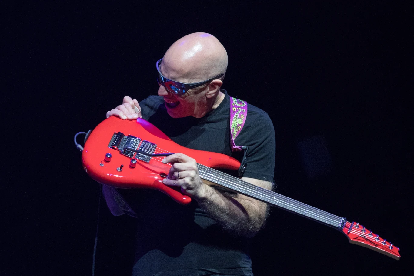 Joe Satriani powróci do Polski Joe Satriani powróci do Polski