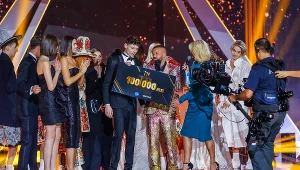 Top Model 2019: Dawid Woskanian odbiera nagrodę