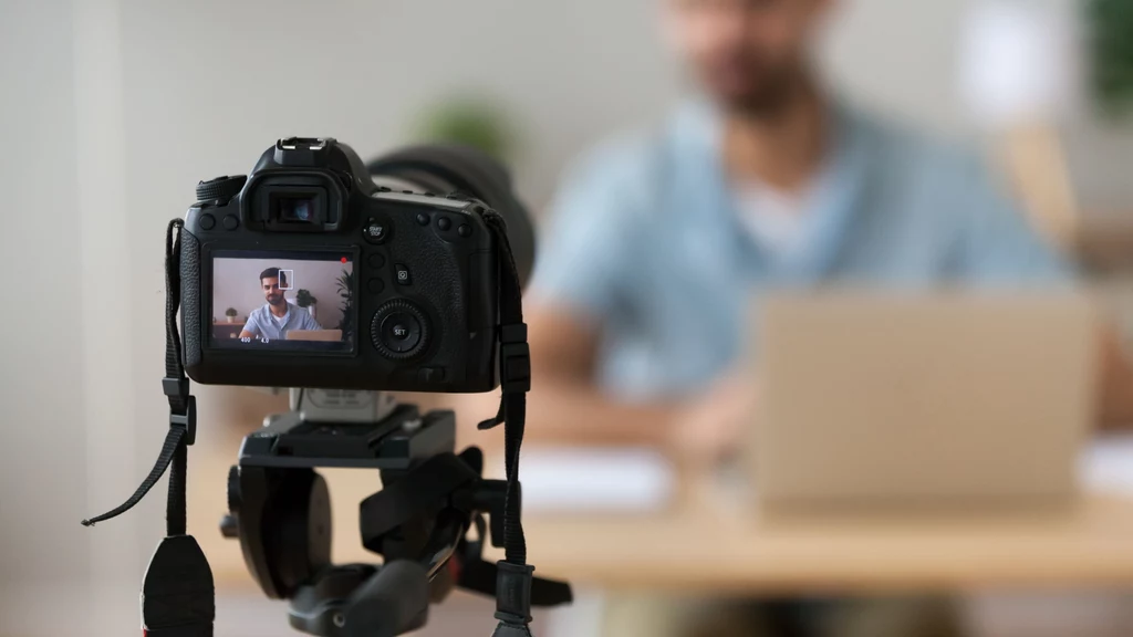YouTuber pokazuje graczom, jak radzić sobie z bólem ręki