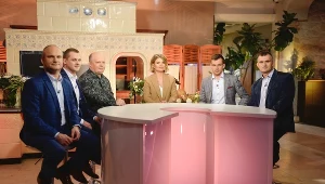  Finał programu "Rolnik szuka żony 6": Waldemar, Seweryn, Jakub, Adrian i Sławomir oraz prowadząca Marta Manowska