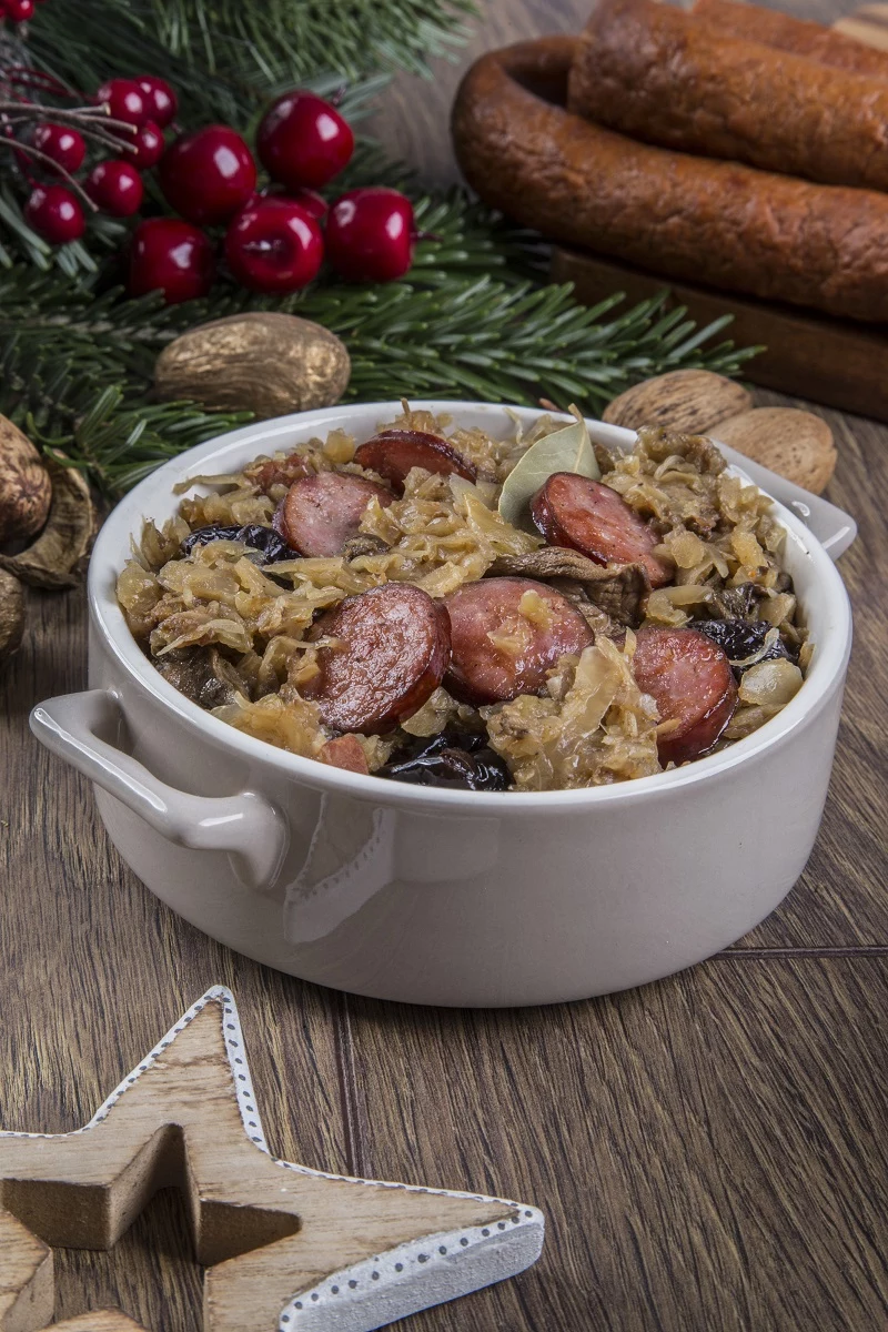 Bigos z kiełbasą Bigos z kiełbasą