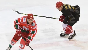 Sebastian Brynkus (z prawej) z Comarchu Cracovii