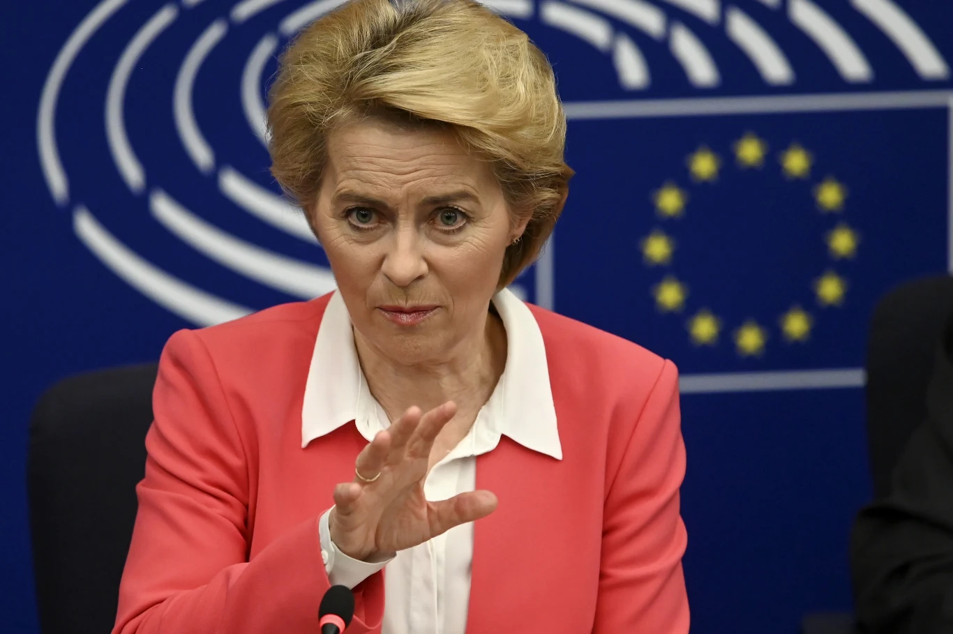 Ursula von der Leyen od początku starała się przeforsować za wszelką cenę program Fit For 55 Ursula von der Leyen od początku starała się przeforsować za wszelką cenę program Fit For 55
