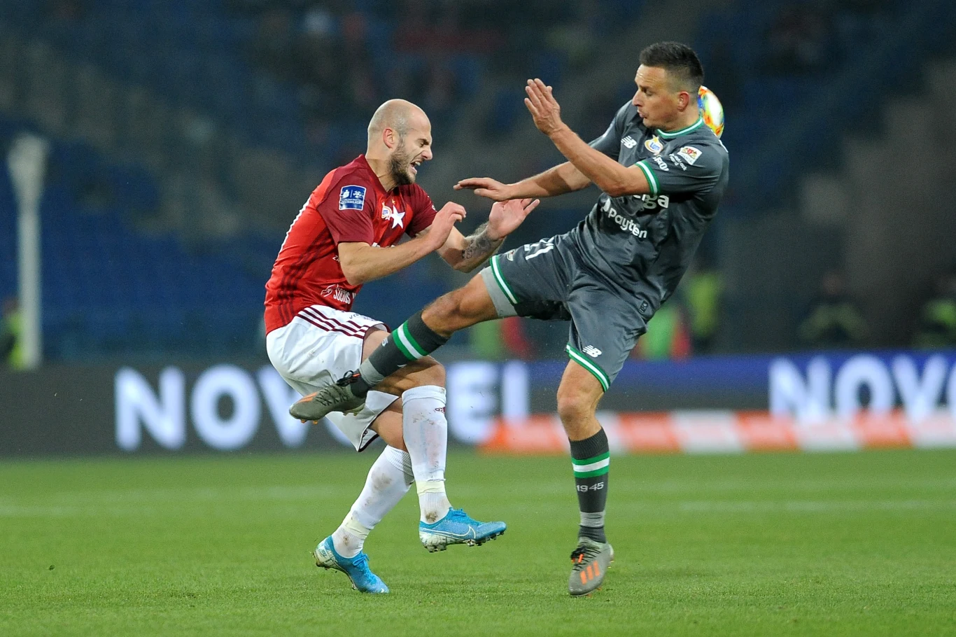 Vullnet Basha i Sławomir Peszko Vullnet Basha i Sławomir Peszko