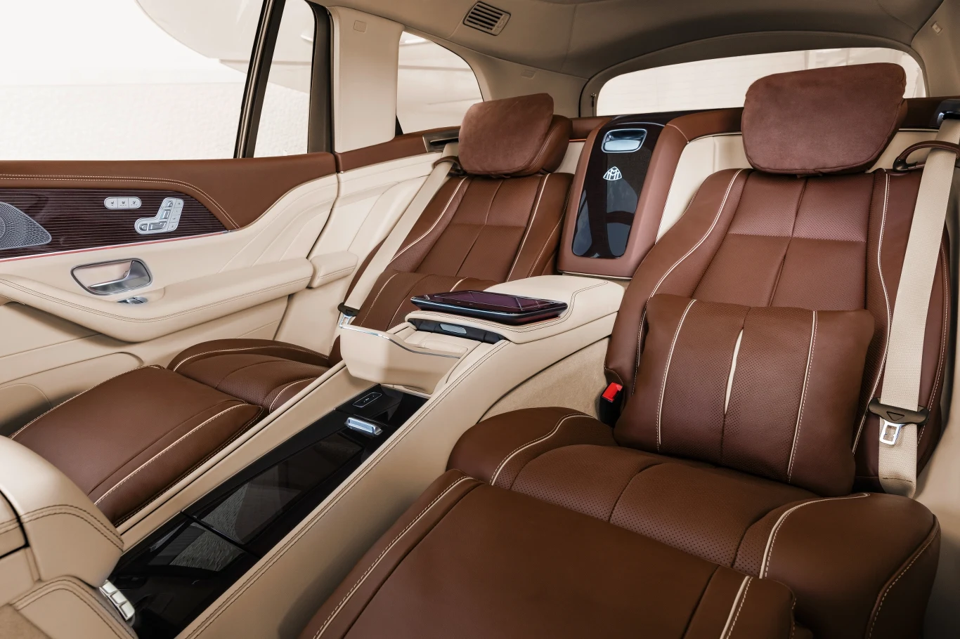 Mercedes-Maybach GLS 600 4MATIC Mercedes-Maybach GLS 600 4MATIC
