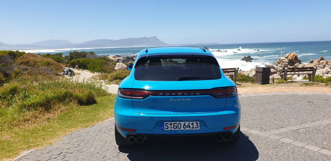 Porsche Macan Turbo 