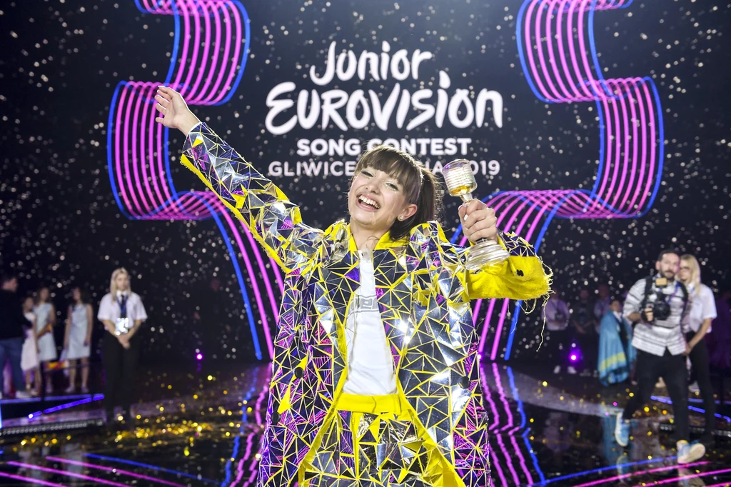 Viki Gabor po wygranej podczas Eurowizji Junior 2019 w Gliwicach