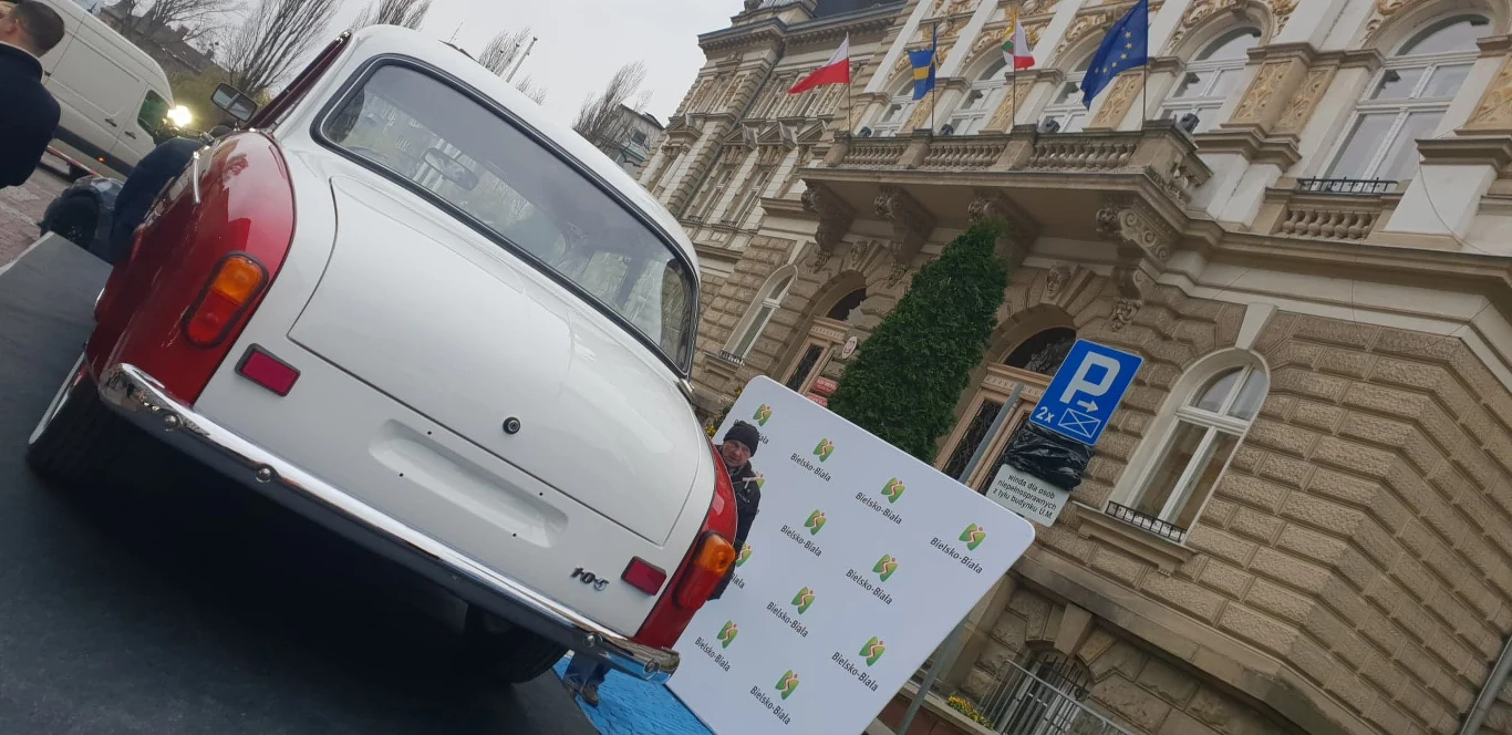 Syrena Toma Hanksa