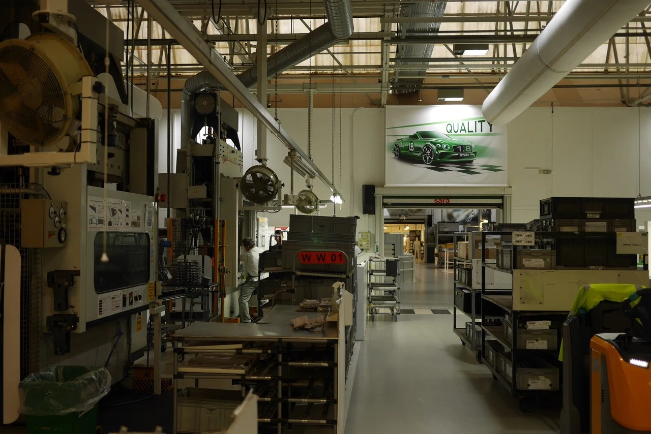 Bentley Wood Shop, czyli stolarnia