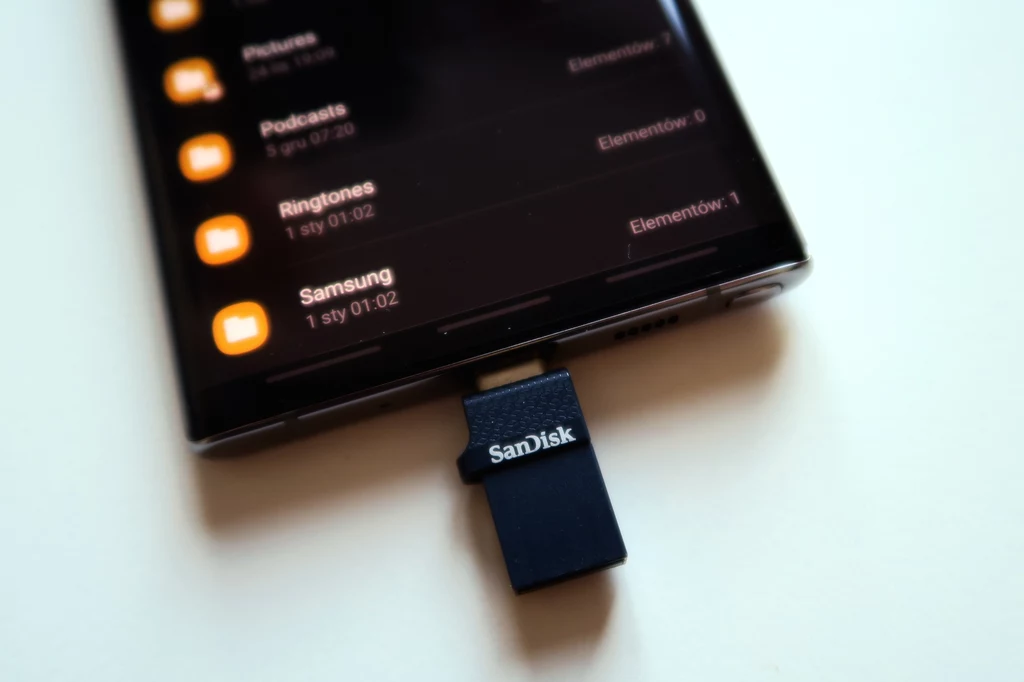 Mobilny pendrive SanDiska i Samsung Galaxy Note10