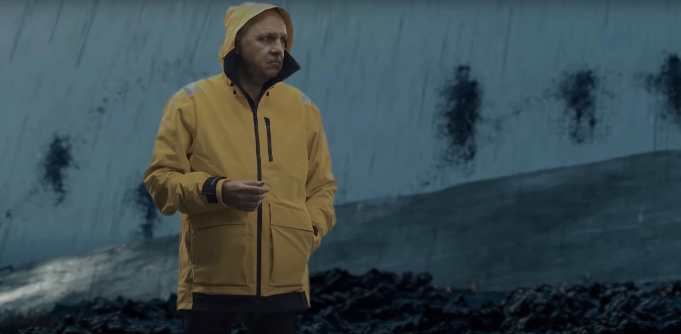 Cały materiał obfituje w podobne nawiązania i choć zazwyczaj nie zajmujemy się reklamowaniem reklam, to materiał PlayStation Polska zasługuje na wyróżnienie, nie tylko ze względu na ciekawy pomysł, ale także na świetną "rolę" Zubilewicza, którzy nadaje się do zadania idealnie. Cały materiał obfituje w podobne nawiązania i choć zazwyczaj nie zajmujemy się reklamowaniem reklam, to materiał PlayStation Polska zasługuje na wyróżnienie, nie tylko ze względu na ciekawy pomysł, ale także na świetną "rolę" Zubilewicza, którzy nadaje się do zadania idealnie.