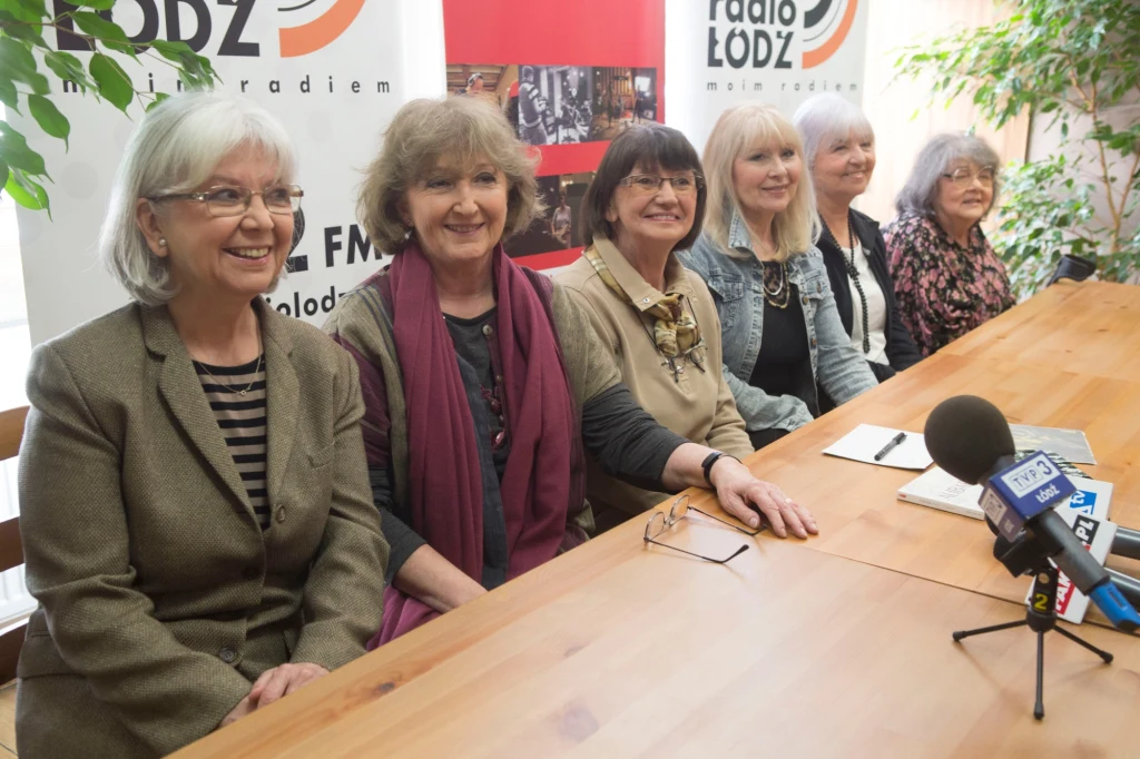 Alibabki w 2016 r. (Wanda Borkowska trzecia od lewej) Alibabki w 2016 r. (Wanda Borkowska trzecia od lewej)