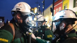 Ratownicy górniczy w trakcie pokazów charytatywnych z okazji WOŚP. Zdjęcie ilustracyjne