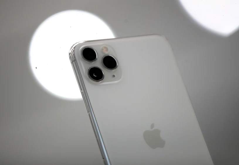 Apple iPhone 11 Pro dostępny w cenie od 4499 zł i iPhone 11 Pro Max dostępny w cenie od 4999 zł Sprawdź test