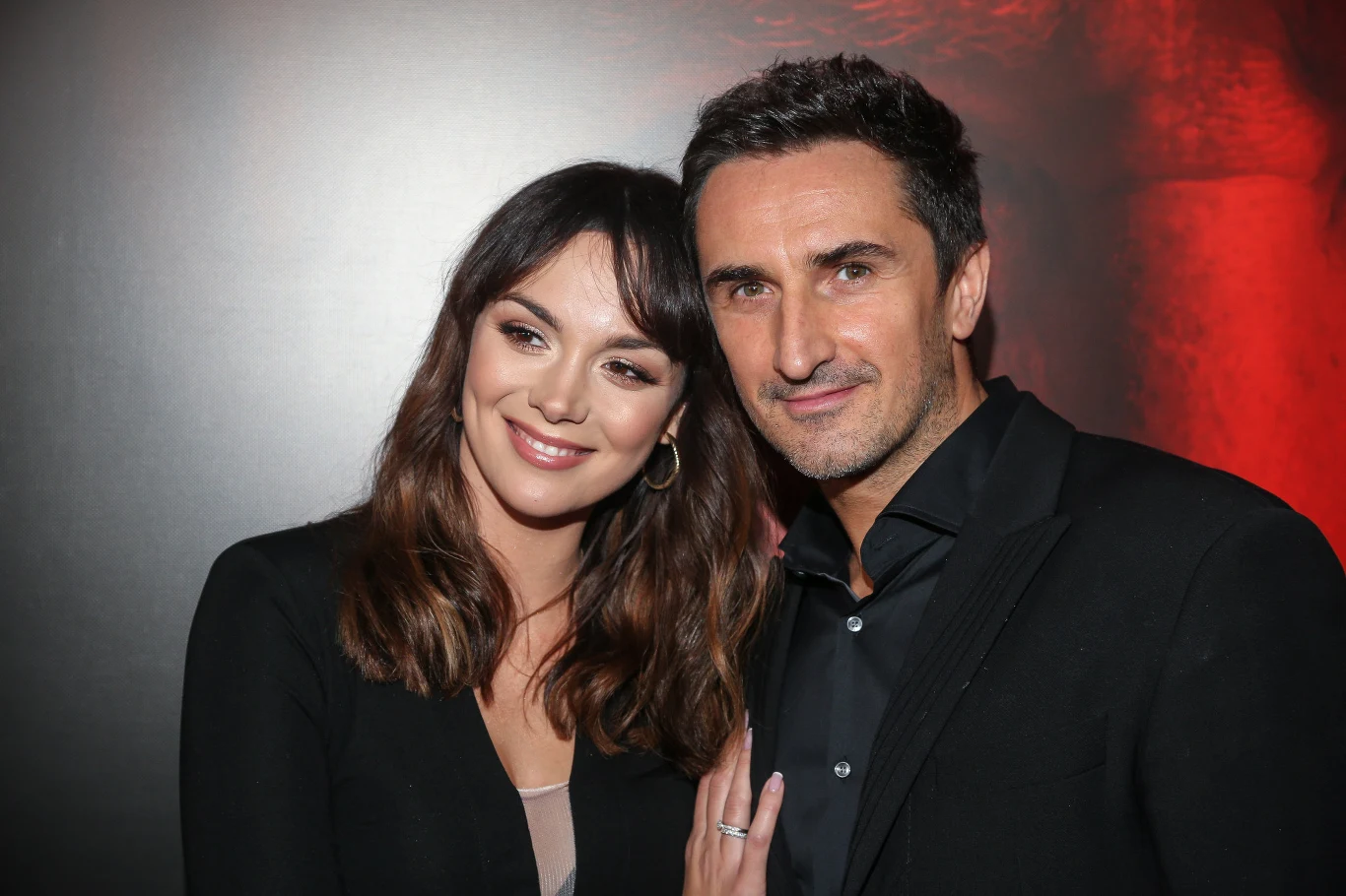 Paulina Krupińska i Sebastian Karpiel-Bułecka na premierze filmu "Ukryta gra"