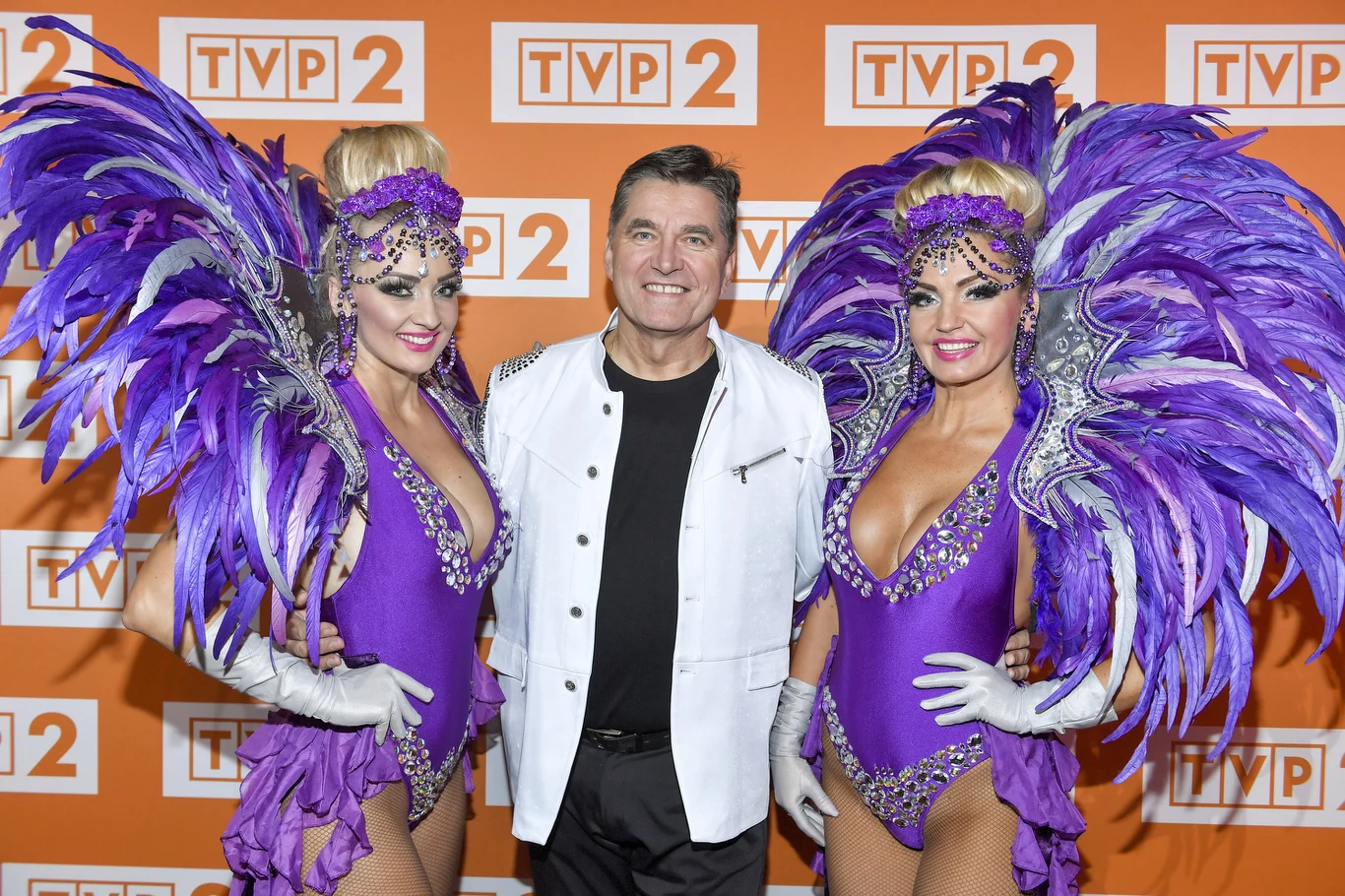 Sławomir Świerzyński (Bayer Full) Sławomir Świerzyński (Bayer Full)