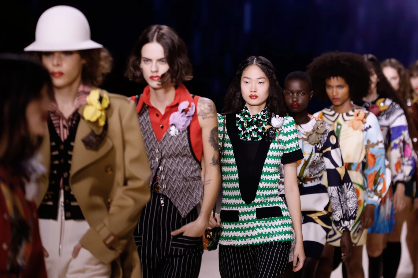 Na dodatkową uwagę zasługuje w tym kontekście fakt, że chociaż Louis Vuitton zdecydował się na współpracę z grą wideo, nie zszedł ze swoimi cenami do poziomu koszulek drużyn esportowych.