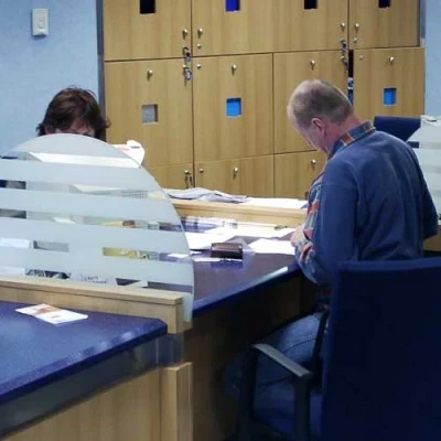 Kredyty są "paliwem" gospodarki, bez tego paliwa nie wyjdziemy z recesji. Kredyty są "paliwem" gospodarki, bez tego paliwa nie wyjdziemy z recesji.