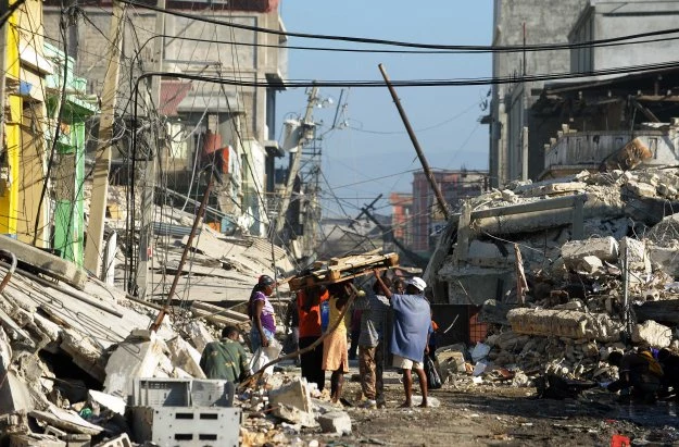 Gdyby na Haiti więcej budynków wznoszono zgodnie ze standardami, przetrzymałyby one trzęsienie