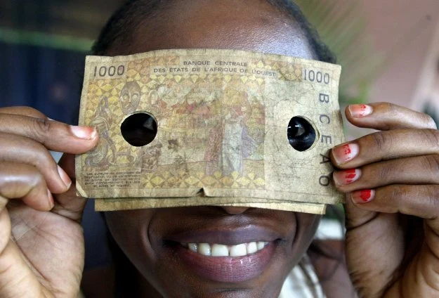 Na południu Afryki, poza oficjalnym zasięgiem mułłów, zaczyna się obszar niewyobrażalnej biedy Na południu Afryki, poza oficjalnym zasięgiem mułłów, zaczyna się obszar niewyobrażalnej biedy