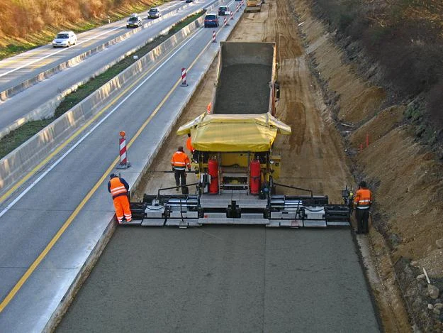 Z drogami budowanymi na Euro 2012 jest coraz więcej problemów
