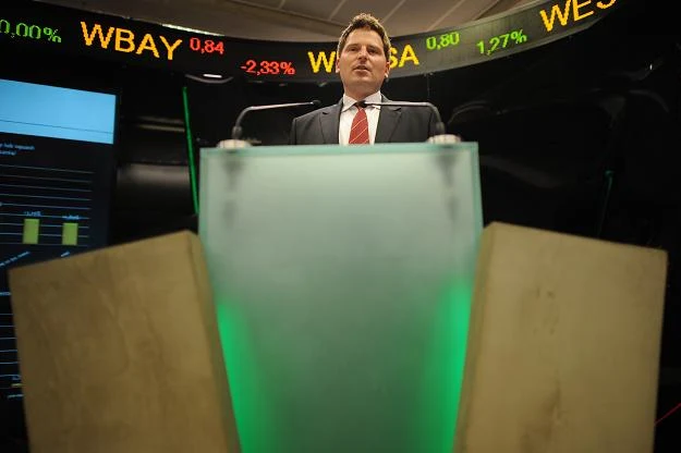 Jacek Grobel, prezes firmy MW Tenis, podczas debiutu na NewConnect Jacek Grobel, prezes firmy MW Tenis, podczas debiutu na NewConnect