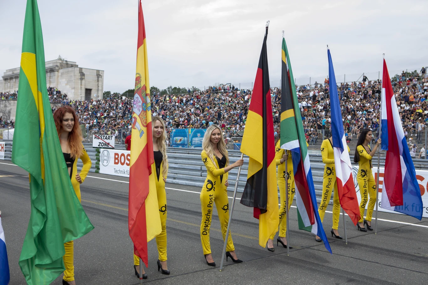 Seria cieszy się dużym zainteresowaniem kibiców Seria cieszy się dużym zainteresowaniem kibiców