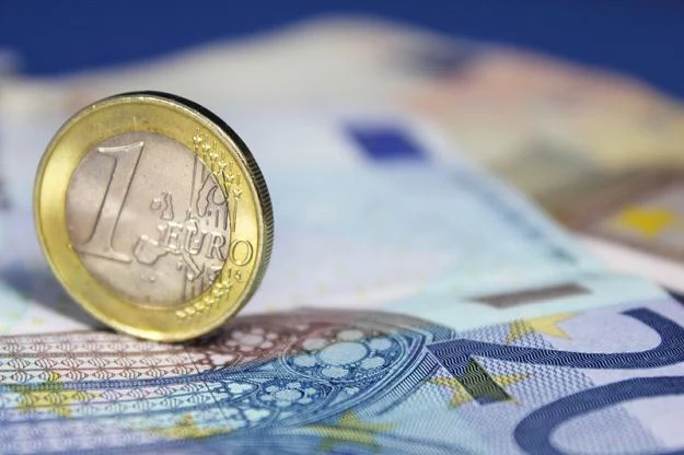 Rynki oczekują na wyniki spotkania eurogrupy