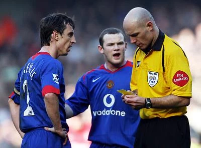 Howard Webb - jeden z najlepiej rozpoznawalnych angielskich sędziów piłkarskich