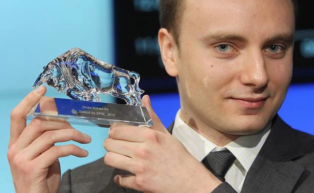 Wojciech Czernecki, prezes Grupy Nokaut, w czasie debiutu na GPW