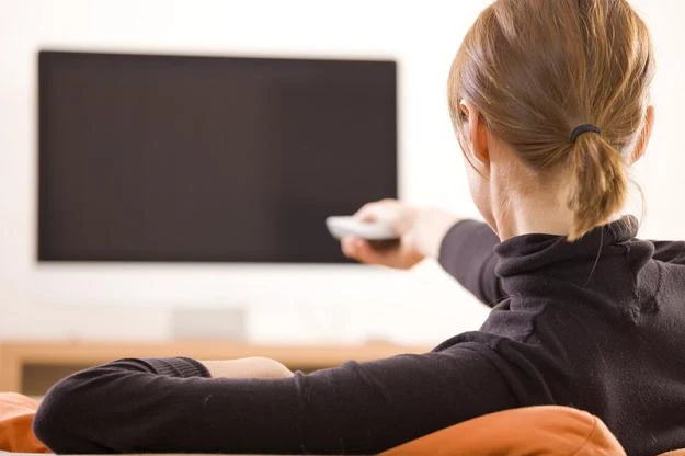 Reklama telewizyjna daje szerokie możliwości promocji wielu sektorom gospodarki Reklama telewizyjna daje szerokie możliwości promocji wielu sektorom gospodarki
