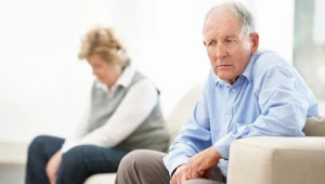 Seniorzy Mówią: wystarczyłoby 300 zł...