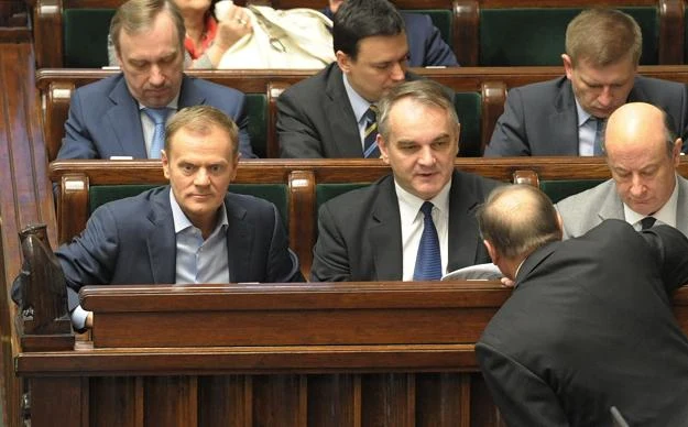 Donald Tusk, Waldemar Pawlak i Jacek Rostowski dzisiaj w Sejmie Donald Tusk, Waldemar Pawlak i Jacek Rostowski dzisiaj w Sejmie