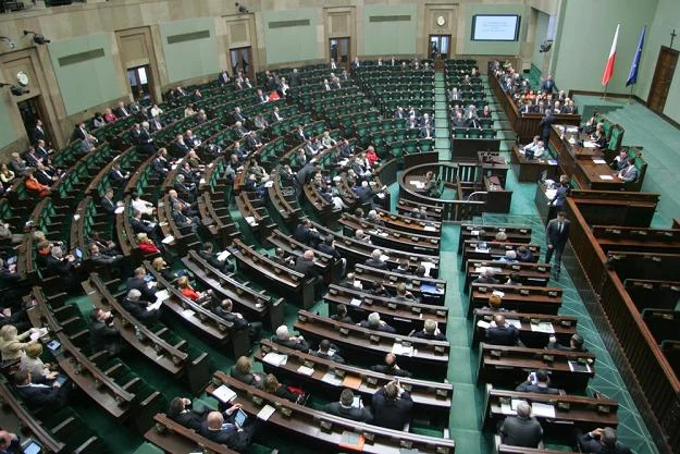 W Sejmie znowu jest bardzo gorąco. Fot. PIOTR KOWALCZYK