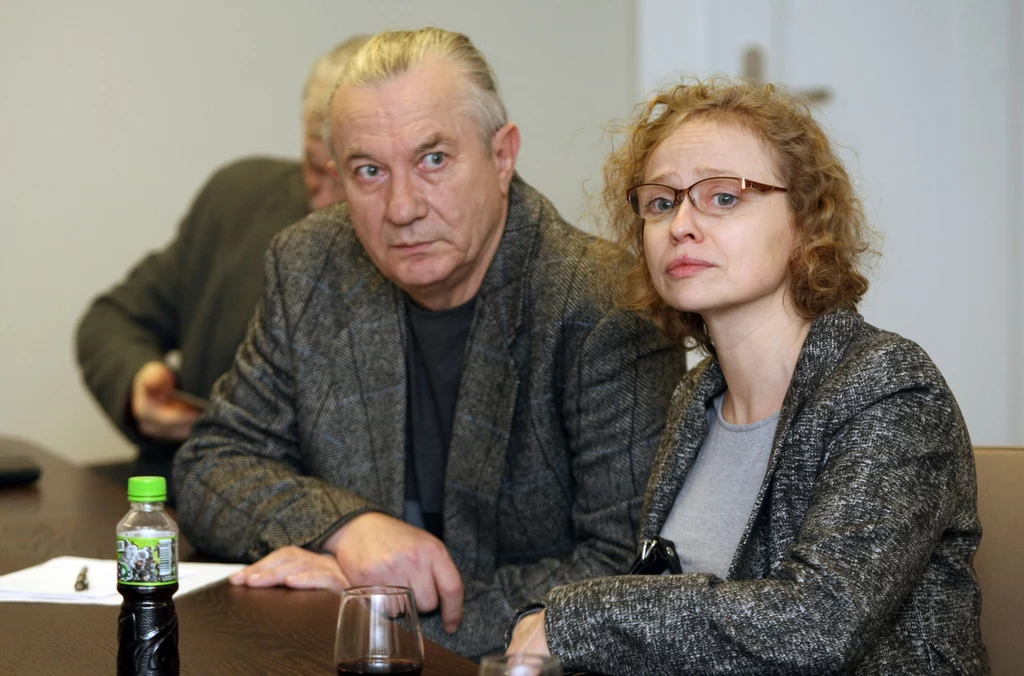 W ostatnich latach aktorka zdecydowanie rzadziej pojawia się na wielkim i małym ekranie, a jeśli już – są to małe role epizodyczne. Aktorsko realizuje się jednak na deskach Teatru Polskiego we Wrocławiu, do zespołu którego należy od przeszło 20 lat. Kilka lat temu głośno było zresztą o konflikcie ekipy z ówczesnym dyrektorem placówki, Cezarym Morawskim (zdjęcie z jednego ze spotkań negocjacyjnych podczas tego konfliktu, rok 2017).