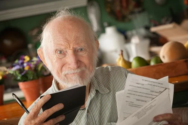 Strach przed wizją "głodowej emerytury" przemawia do Polaków Strach przed wizją "głodowej emerytury" przemawia do Polaków