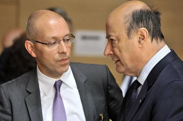 Jorg Asmussen (L), sekretarz stanu ds. finansów i Jacek Rostowski